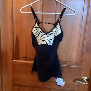 Work out tank , black with animal print